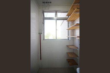Apartamento para alugar com 65m², 2 quartos e 1 vagaÁrea de Serviço