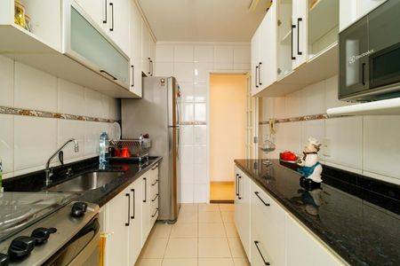 Apartamento à venda com 55m², 2 quartos e 1 vagaCozinha