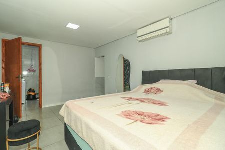 Casa à venda com 100m², 3 quartos e 3 vagas Casa à venda com 100m², 3 quartos e 3 vagasQuarto