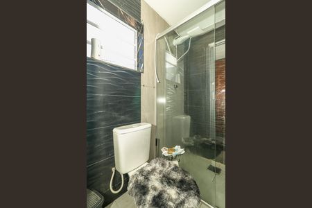 Casa à venda com 100m², 3 quartos e 3 vagas Casa à venda com 100m², 3 quartos e 3 vagasBanheiro