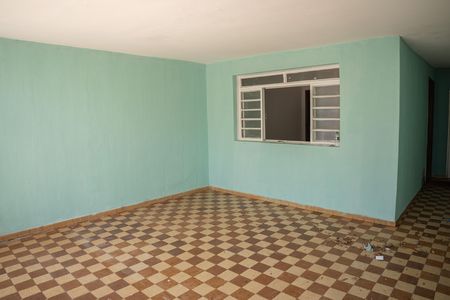 Casa para alugar com 125m², 2 quartos e 2 vagas Casa para alugar com 125m², 2 quartos e 2 vagasQuintal