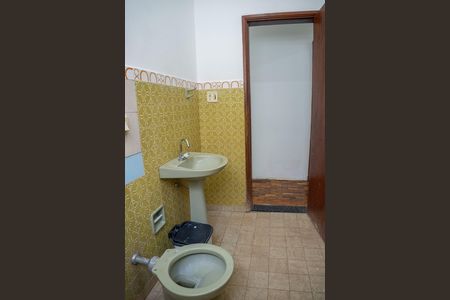 Casa para alugar com 125m², 2 quartos e 2 vagas Casa para alugar com 125m², 2 quartos e 2 vagasBanheiro
