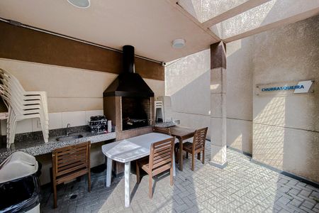 Apartamento para alugar com 43m², 2 quartos e 1 vagaÁrea comum - Churrasqueira