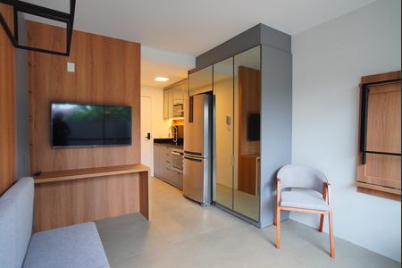 Sala/Quarto de kitnet/studio à venda com 1 quarto, 41m² em Boa Vista, Porto Alegre