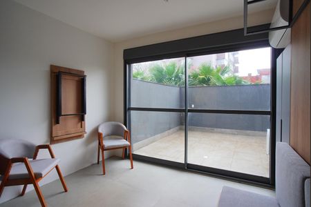 Sala/Quarto de kitnet/studio à venda com 1 quarto, 41m² em Boa Vista, Porto Alegre