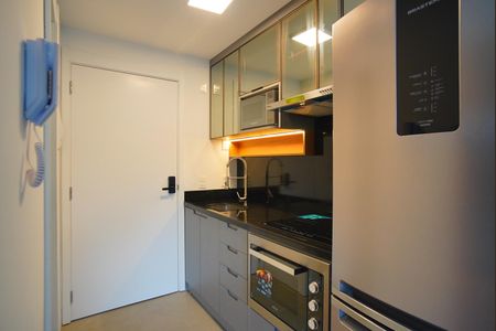 Cozinha de kitnet/studio à venda com 1 quarto, 41m² em Boa Vista, Porto Alegre