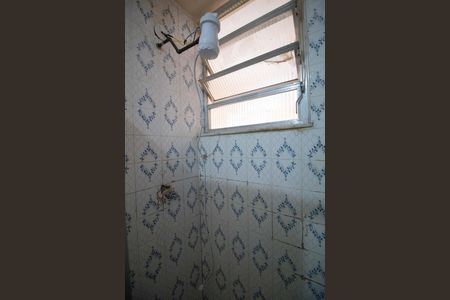 Casa para alugar com 85m², 2 quartos e sem vaga Casa para alugar com 85m², 2 quartos e sem vagaBanheiro social