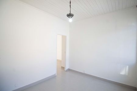 Casa para alugar com 85m², 2 quartos e sem vaga Casa para alugar com 85m², 2 quartos e sem vagaSala