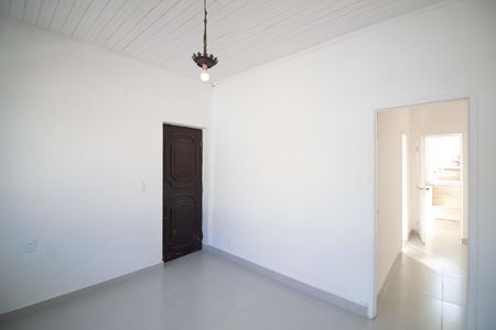 Casa para alugar com 85m², 2 quartos e sem vaga Casa para alugar com 85m², 2 quartos e sem vagaSala