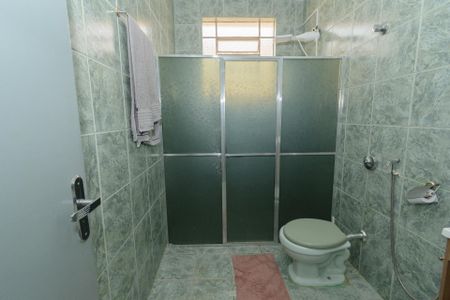 Casa para alugar com 240m², 4 quartos e 4 vagasBanheiro Social