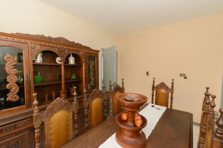 Casa para alugar com 240m², 4 quartos e 4 vagasSala de Jantar