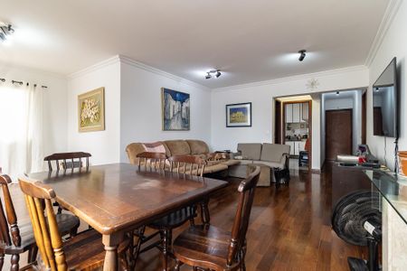 Apartamento à venda com 150m², 3 quartos e 2 vagasSala