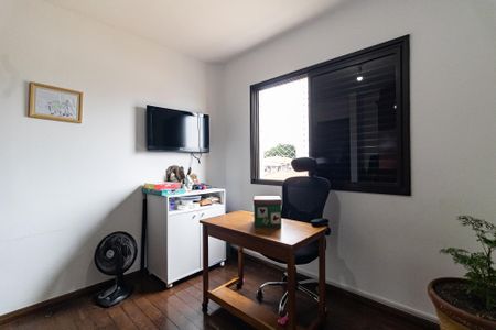 Apartamento à venda com 150m², 3 quartos e 2 vagasQuarto 2