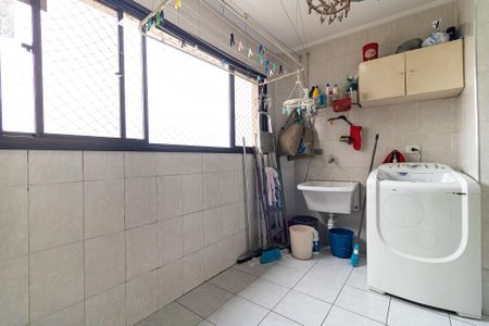 Apartamento à venda com 150m², 3 quartos e 2 vagasLavanderia