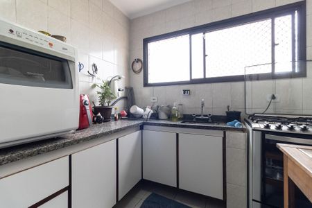 Apartamento à venda com 150m², 3 quartos e 2 vagasCozinha