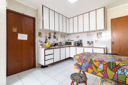 Apartamento à venda com 150m², 3 quartos e 2 vagasCozinha