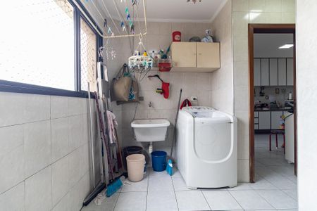 Apartamento à venda com 150m², 3 quartos e 2 vagasLavanderia