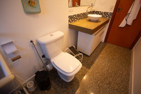 Casa para alugar com 235m², 3 quartos e 3 vagas Casa para alugar com 235m², 3 quartos e 3 vagasSuíte Banheiro