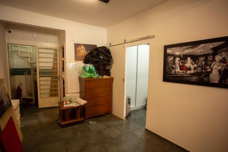 Casa para alugar com 235m², 3 quartos e 3 vagas Casa para alugar com 235m², 3 quartos e 3 vagasQuarto de Serviço