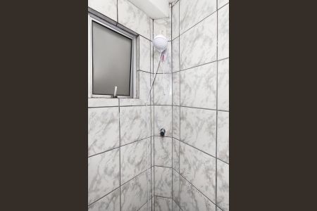 Apartamento para alugar com 60m², 2 quartos e sem vagaBanheiro