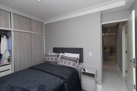 Apartamento à venda com 76m², 3 quartos e 2 vagasQuarto Suíte