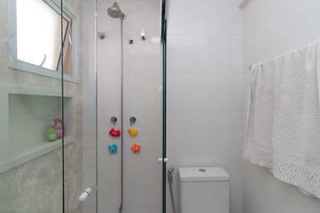 Apartamento à venda com 76m², 3 quartos e 2 vagasBanheiro Social