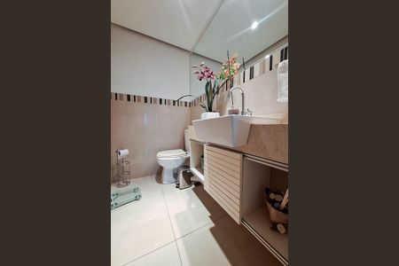 Apartamento à venda com 321m², 4 quartos e 3 vagasBanheiro Social