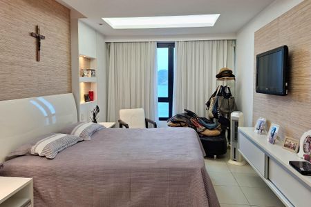 Apartamento à venda com 321m², 4 quartos e 3 vagasSuíte 4