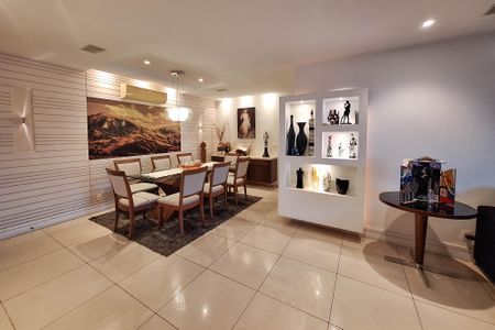 Apartamento à venda com 321m², 4 quartos e 3 vagasSala