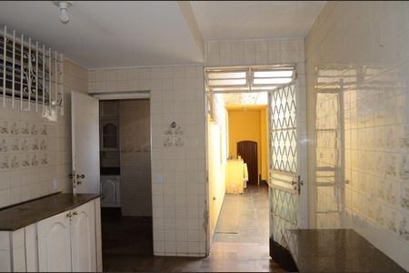 Casa à venda com 193m², 5 quartos e 4 vagasDetalhe da area de serviço