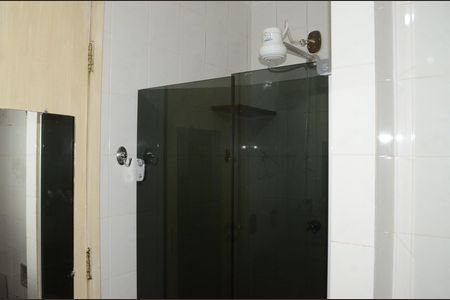 Casa à venda com 193m², 5 quartos e 4 vagasBanheiro Corredor