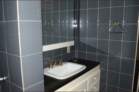 Casa à venda com 193m², 5 quartos e 4 vagasBanheiro da Suíte