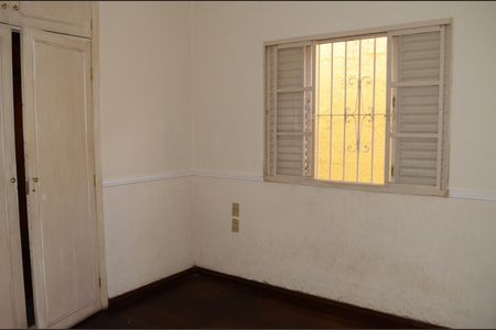 Casa à venda com 193m², 5 quartos e 4 vagasQuarto 4