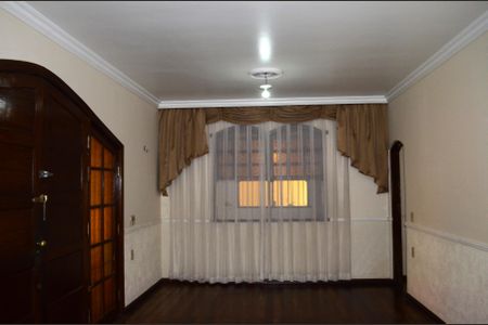 Casa à venda com 193m², 5 quartos e 4 vagasDetalhe Sala