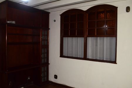 Casa à venda com 193m², 5 quartos e 4 vagasQuarto 1 - Armários