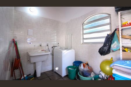 Casa à venda com 250m², 3 quartos e 3 vagasÁrea de Serviço (Casa 2)