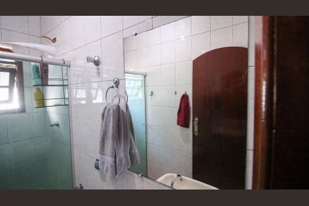 Casa à venda com 250m², 3 quartos e 3 vagasBanheiro da Suíte 2 (Casa 2)