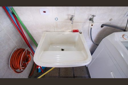 Casa à venda com 250m², 3 quartos e 3 vagasÁrea de Serviço (Casa 2)