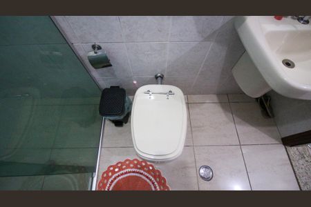 Casa à venda com 250m², 3 quartos e 3 vagasBanheiro da Suíte 2 (Casa 2)