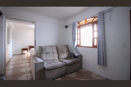 Casa à venda com 250m², 3 quartos e 3 vagasSala