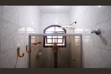 Casa à venda com 250m², 3 quartos e 3 vagasBanheiro (Casa 2)