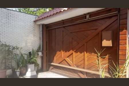 Casa à venda com 194m², 3 quartos e 4 vagas