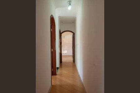 Casa à venda com 194m², 3 quartos e 4 vagas