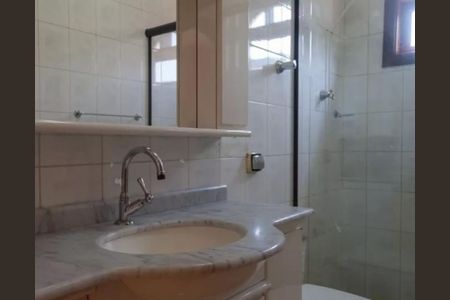 Casa à venda com 194m², 3 quartos e 4 vagas