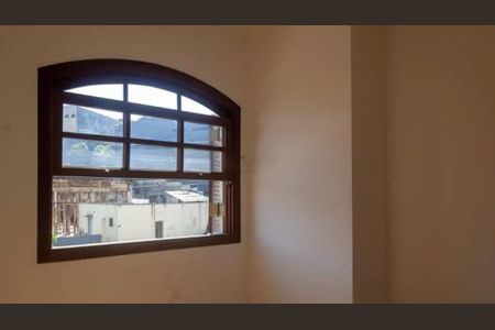 Casa à venda com 194m², 3 quartos e 4 vagas