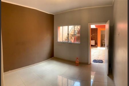 Casa à venda com 96m², 2 quartos e sem vaga