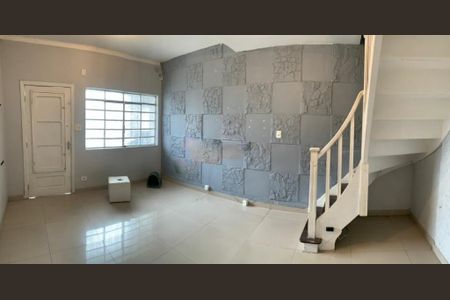 Casa à venda com 96m², 2 quartos e sem vaga