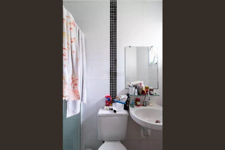 Casa à venda com 65m², 2 quartos e 1 vaga