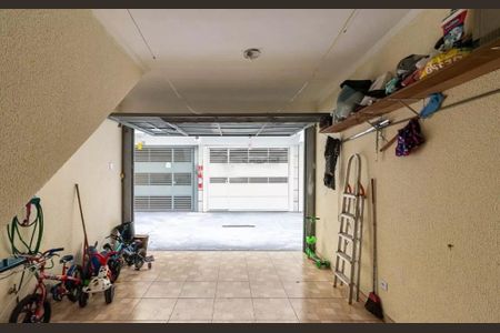 Casa à venda com 65m², 2 quartos e 1 vaga