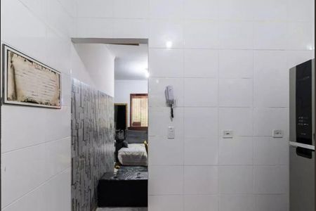 Casa à venda com 65m², 2 quartos e 1 vaga
